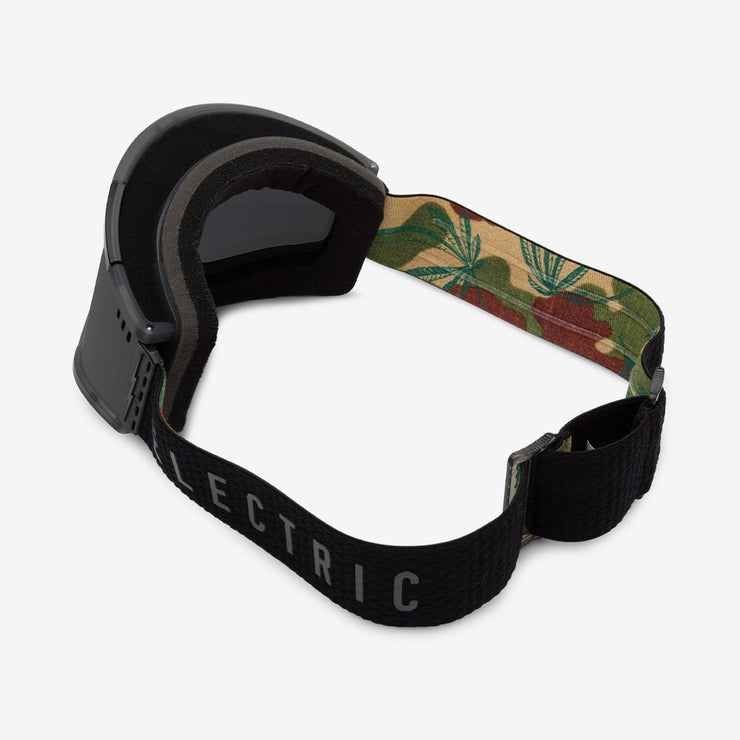 Electric Roteck snow goggle in matte stealth black. Dark onyx lens for bright sunny conditions. Inside strap natural pattern. 